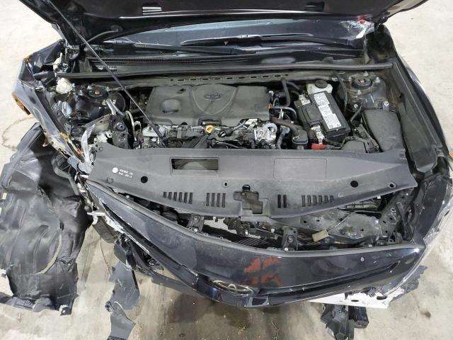 4T1G11AK5NU718947 - 2022 TOYOTA CAMRY SE BLACK photo 11