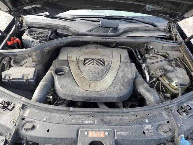 4JGBB8GB1AA609792 - 2010 MERCEDES-BENZ ML 350 4MATIC BLACK photo 11