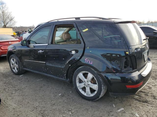 4JGBB8GB1AA609792 - 2010 MERCEDES-BENZ ML 350 4MATIC BLACK photo 2