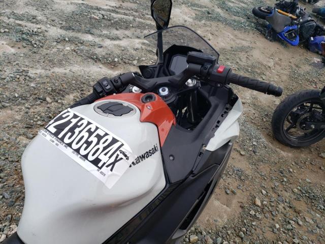 ML5EXER16PDA85310 - 2023 KAWASAKI EX650 R Екі түсті фото 5