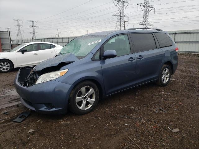 5TDKK3DCXDS386454 - 2013 TOYOTA SIENNA LE BLUE photo 1