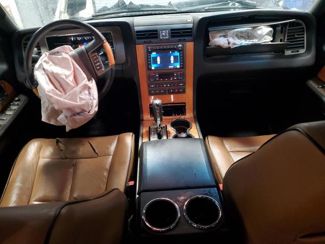 5LMJJ2H59EEL06372 - 2014 LINCOLN NAVIGATOR BLACK photo 8