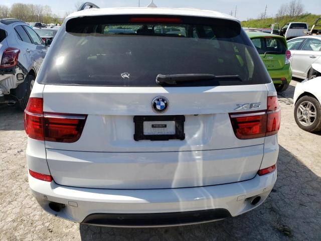 5UXZV4C53D0B03122 - 2013 BMW X5 XDRIVE35I WHITE photo 6