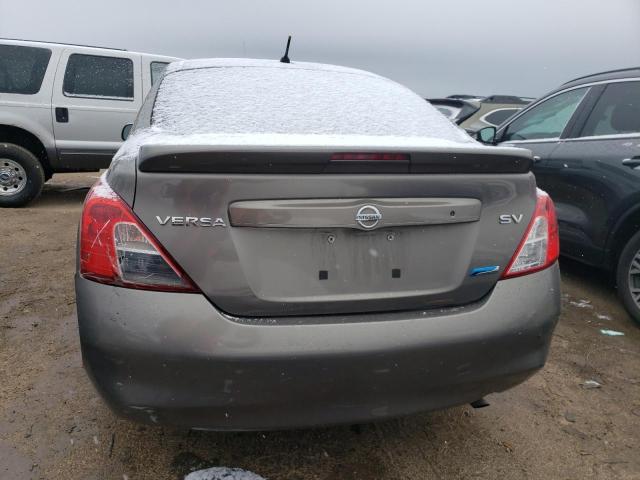 3N1CN7AP7DL893153 - 2013 NISSAN VERSA S GRAY photo 6