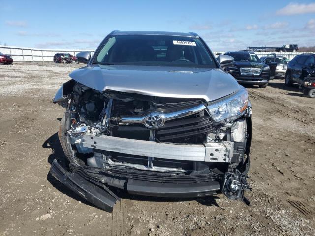 5TDJKRFHXGS503087 - 2016 TOYOTA HIGHLANDER XLE 银色 照片 5