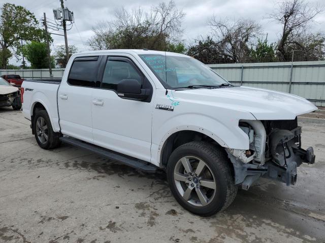 1FTEW1CF7HKC70952 - 2017 FORD F150 SUPERCREW WHITE photo 4