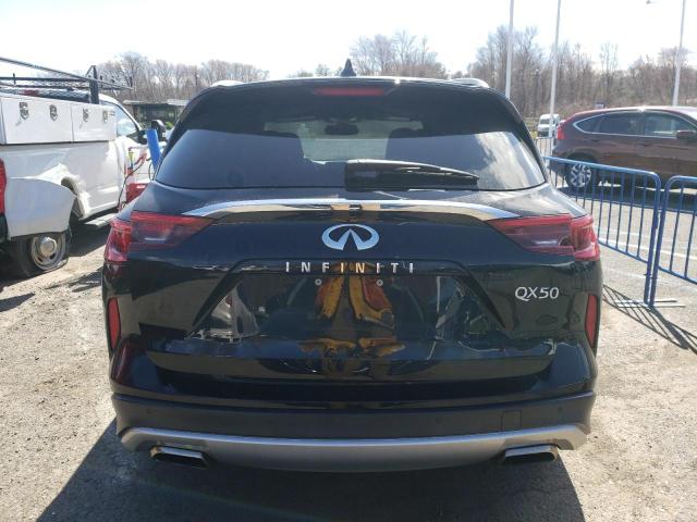 3PCAJ5M31KF104617 - 2019 INFINITI QX50 ESSENTIAL BLACK photo 6