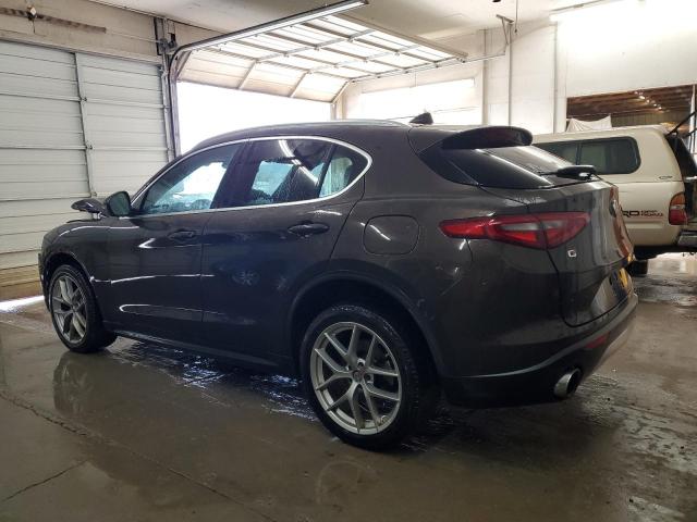 ZASFAKBN4J7C22701 - 2018 ALFA ROMEO STELVIO TI BROWN photo 2