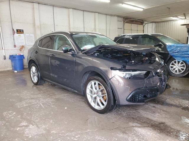 ZASFAKBN4J7C22701 - 2018 ALFA ROMEO STELVIO TI BROWN photo 4