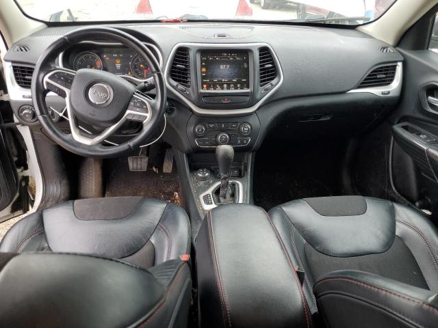 1C4PJMBB8GW304993 - 2016 JEEP CHEROKEE TRAILHAWK WHITE photo 8