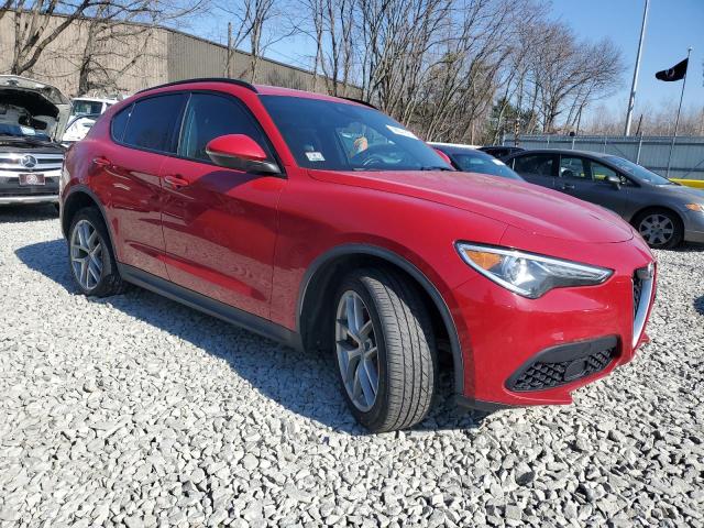 ZASFAKNN6J7B63033 - 2018 ALFA ROMEO STELVIO TI SPORT RED photo 4