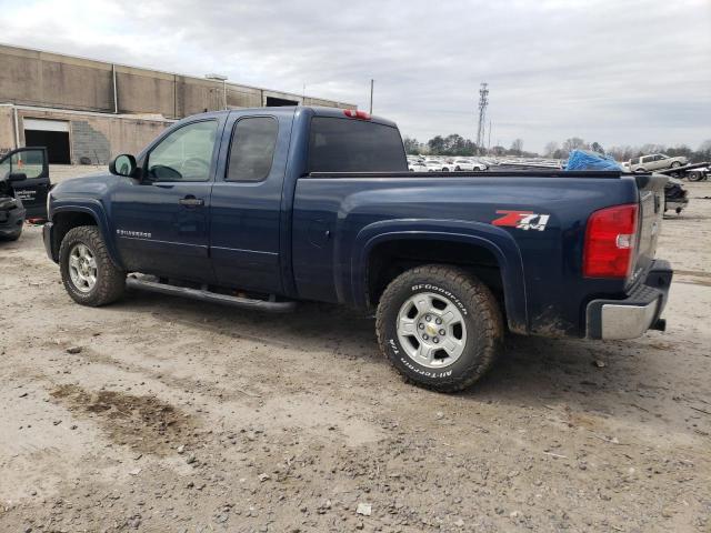 2GCEK19J381143798 - 2008 CHEVROLET SILVERADO K1500 BLUE photo 2