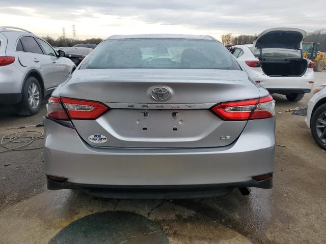 4T1B11HK0JU067365 - 2018 TOYOTA CAMRY L SILVER photo 6