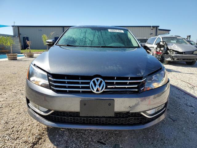 1VWCV7A32FC097464 - 2015 VOLKSWAGEN PASSAT SEL GRAY photo 5