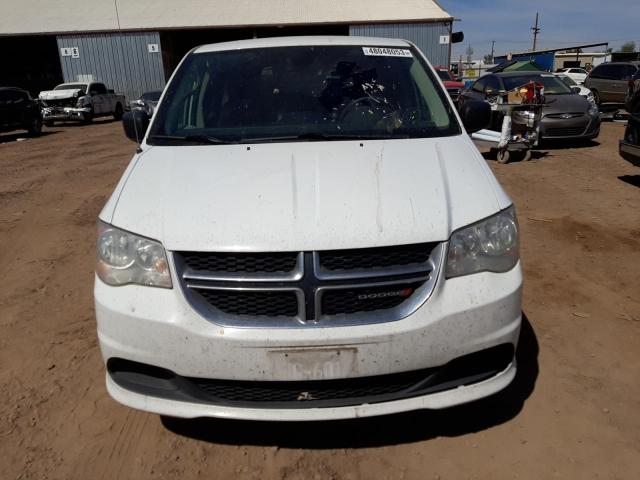 2C4RDGBG4KR786585 - 2019 DODGE GRAND CARA SE WHITE photo 5