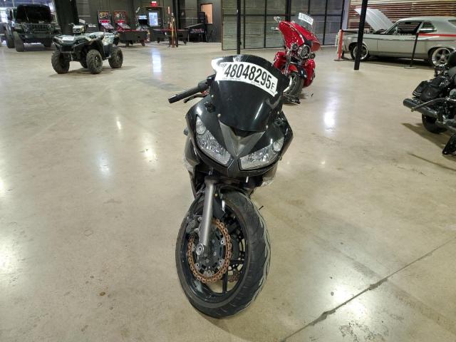 JKAEXEC189DA25542 - 2009 KAWASAKI EX650 C 黑色 照片 2