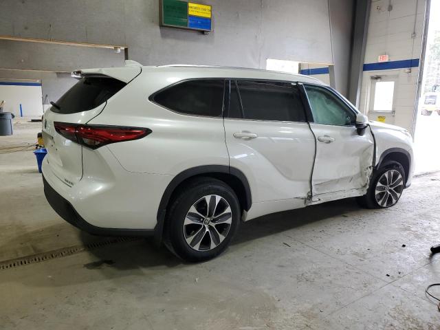5TDGZRBHXMS539417 - 2021 TOYOTA HIGHLANDER XLE 白色 照片 3