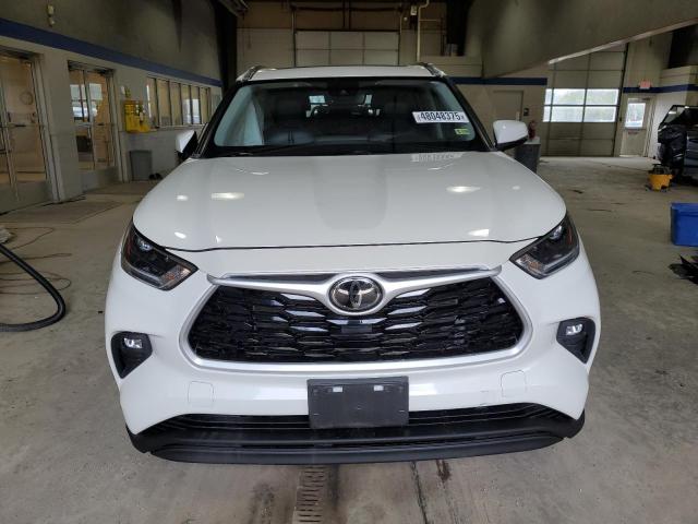 5TDGZRBHXMS539417 - 2021 TOYOTA HIGHLANDER XLE 白色 照片 5