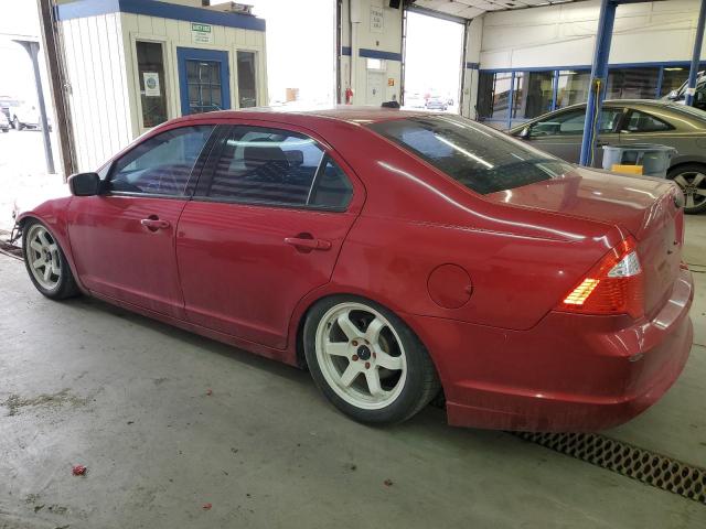 3FAHP0HA2AR417350 - 2010 FORD FUSION SE RED photo 2