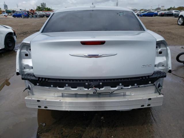 2C3CCAEG1LH102928 - 2020 CHRYSLER 300 LIMITED SILVER photo 6