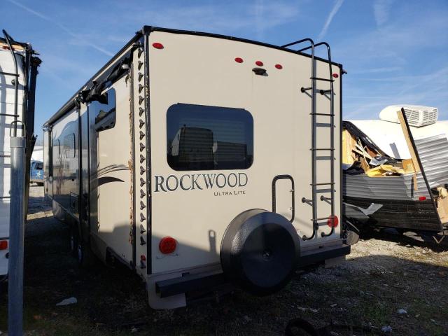 4X4TRLE23JZ154112 - 2018 WILDWOOD ROCKWOOD TAN photo 3