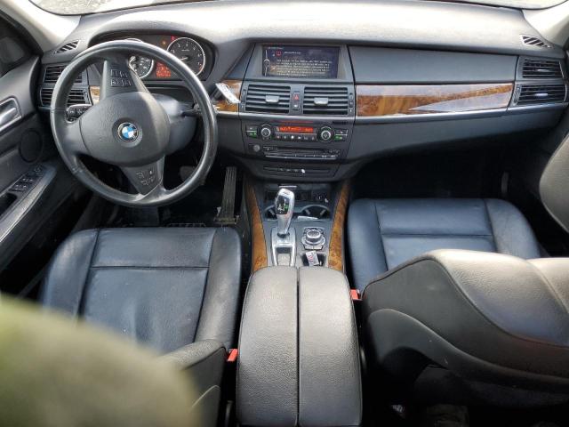 5UXZV4C50D0E01207 - 2013 BMW X5 XDRIVE35I WHITE photo 8