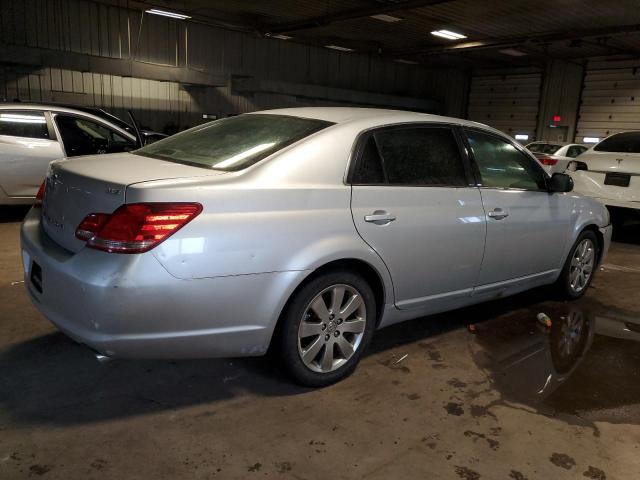 4T1BK36B27U172686 - 2007 TOYOTA AVALON XL SILVER photo 3