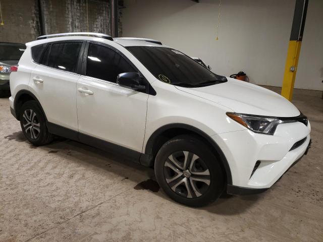 JTMBFREV0JJ218385 - 2018 TOYOTA RAV4 LE WHITE photo 4