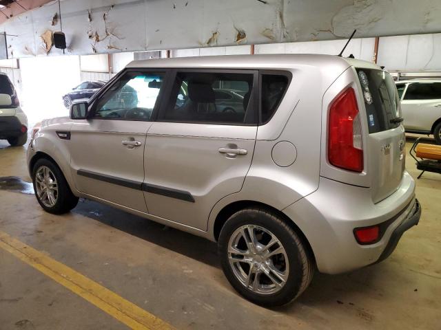 KNDJT2A54D7484124 - 2013 KIA SOUL SILVER photo 2