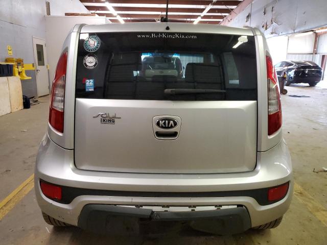 KNDJT2A54D7484124 - 2013 KIA SOUL SILVER photo 6