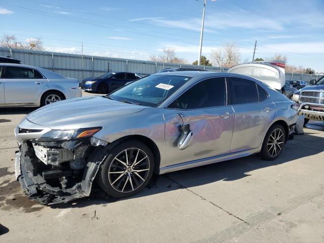 4T1G11AK1PU720925 - 2023 TOYOTA CAMRY SE NIGHT SHADE SILVER photo 1