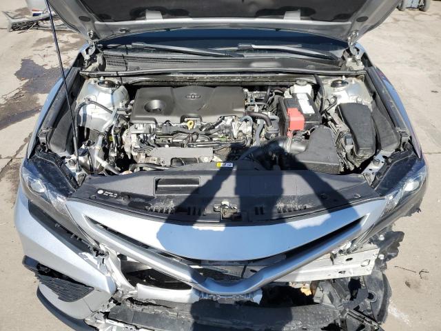 4T1G11AK1PU720925 - 2023 TOYOTA CAMRY SE NIGHT SHADE SILVER photo 11