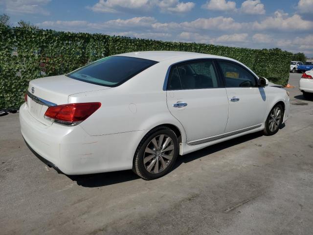 4T1BK3DB6CU471109 - 2012 TOYOTA AVALON BASE WHITE photo 3