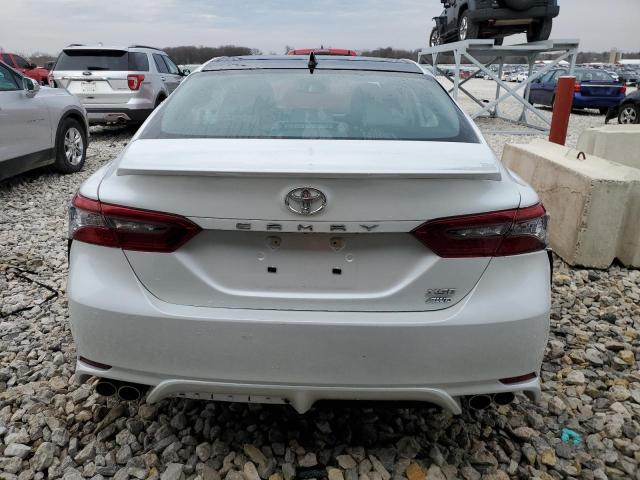 4T1K61BK1PU095856 - 2023 TOYOTA CAMRY XSE WHITE photo 6