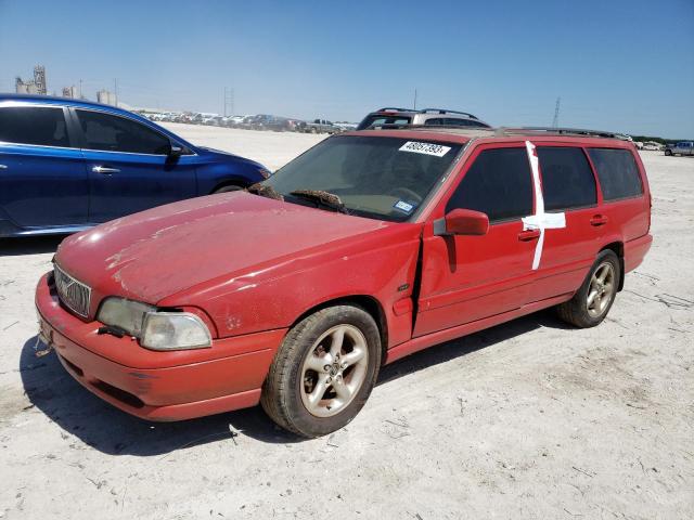 YV1LW5644W2410150 - 1998 VOLVO V70 GLT RED photo 1