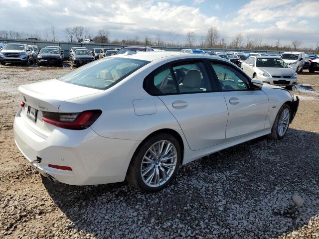3MW39FS01P8D08942 - 2023 BMW 330XE თეთრი ფოტო 3