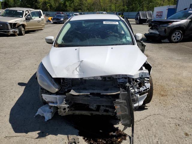 1FADP3K29JL231823 - 2018 FORD FOCUS SE WHITE photo 5