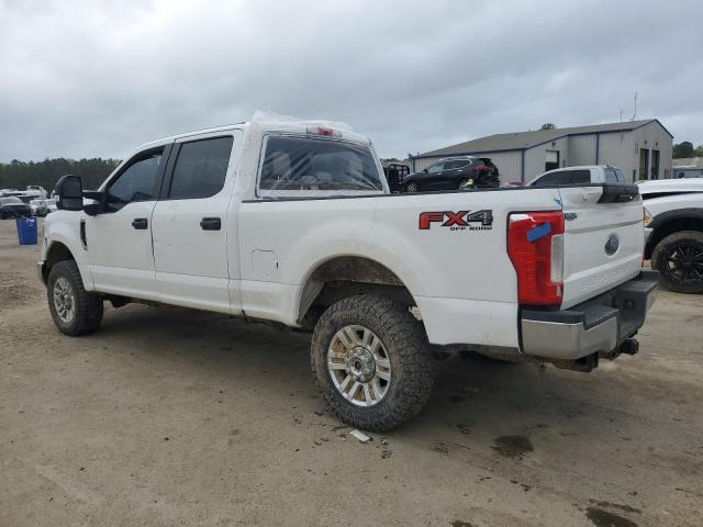 1FT7W2B64JEB87645 - 2018 FORD F250 SUPER DUTY WHITE photo 2