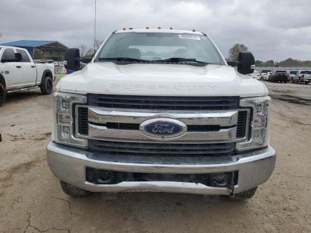 1FT7W2B64JEB87645 - 2018 FORD F250 SUPER DUTY WHITE photo 5