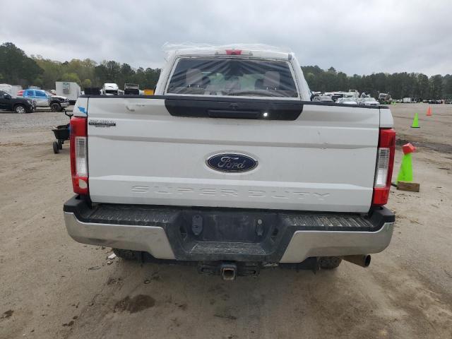 1FT7W2B64JEB87645 - 2018 FORD F250 SUPER DUTY WHITE photo 6