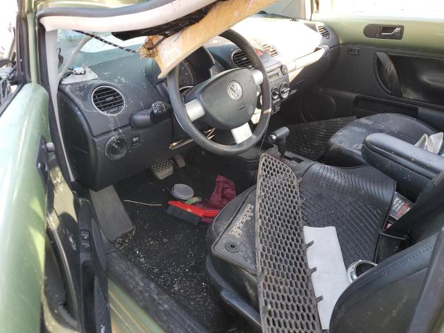 3VWPG3AGXAM011073 - 2010 VOLKSWAGEN NEW BEETLE GREEN photo 8