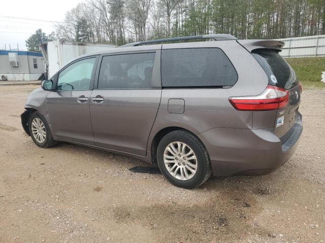 5TDYK3DC9FS568952 - 2015 TOYOTA SIENNA XLE GRAY photo 2