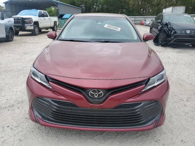 4T1B11HK8JU657698 - 2018 TOYOTA CAMRY L RED photo 5