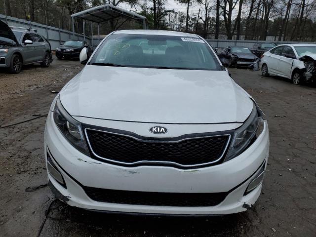 5XXGM4A7XFG512362 - 2015 KIA OPTIMA LX WHITE photo 5