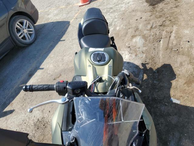 ML5EXER12RDAC6379 - 2024 KAWASAKI EX650 R 绿色 照片 5