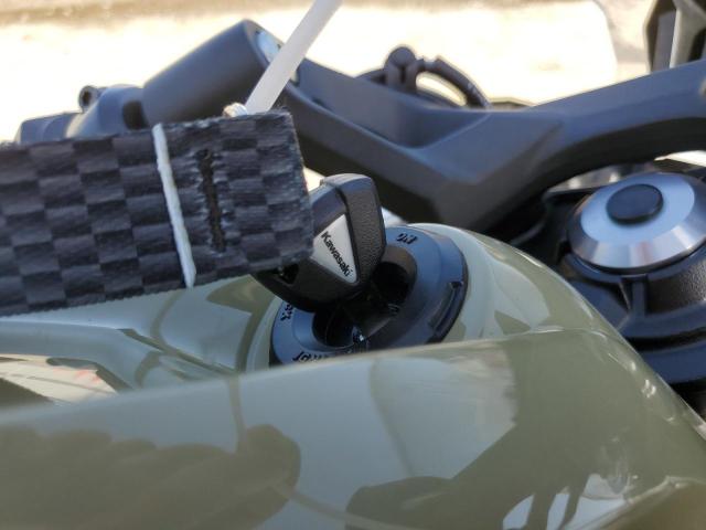 ML5EXER12RDAC6379 - 2024 KAWASAKI EX650 R 绿色 照片 8