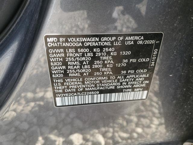 1V2YE2CA7LC226509 - 2020 VOLKSWAGEN ATLAS CROS SE GRAY photo 13