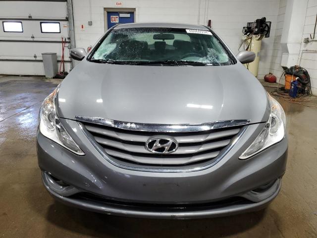 5NPEB4AC2BH283457 - 2011 HYUNDAI SONATA GLS SILVER photo 5