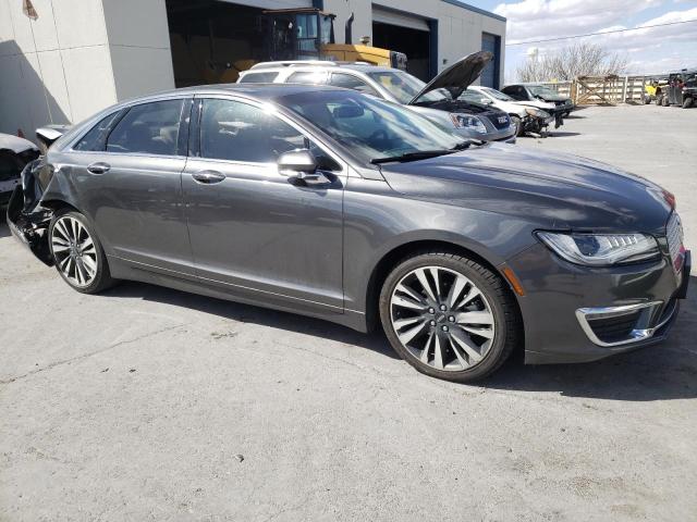 3LN6L5LU8JR605300 - 2018 LINCOLN MKZ HYBRID SELECT GRAY photo 4