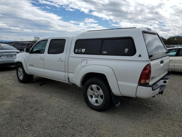 5TEMU52N98Z543886 - 2008 TOYOTA TACOMA DOUBLE CAB LONG BED WHITE photo 2